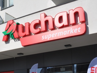 Auchan znów najtańszy. W październiku rządził w sześciu regionach
