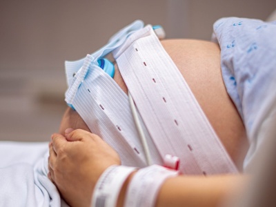 Pacjentka zmarła po cesarskim cięciu. Dwóch lekarzy z zarzutami