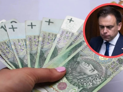 Dziura w finansach państwa coraz głębsza. Deficyt urósł do 227 mld zł