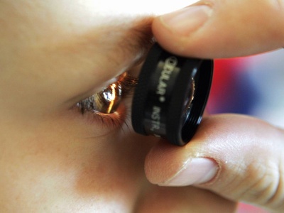 Miopia staje się pokoleniową epidemią. 