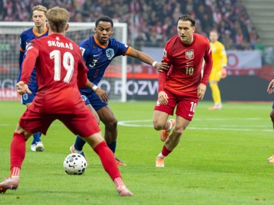 Dlaczego Polacy zagrali z Holandią na czerwono? Jest problem