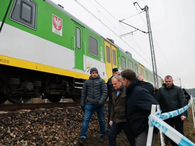 Akt dywersji na torach Warszawa–Lublin. Premier: „Sprawcy zostaną ujęci”