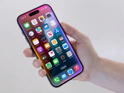 iOS 26.2 może dać opcję zmiany Siri na innego asystenta w UE