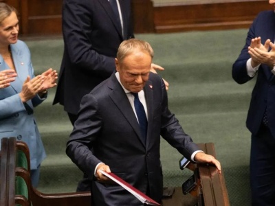 „W Polsce dywersja, a ci balują”. Schetyna pokazał ZDJĘCIA z partyjnego wyjazdu. Jest tam i Tusk