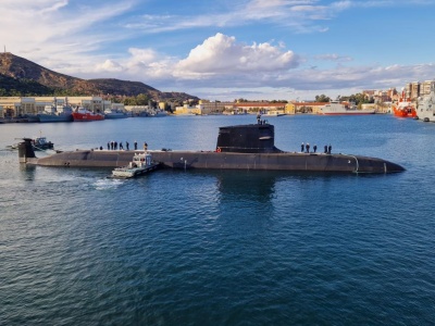 Drugi okręt podwodny dla sił morskich Hiszpanii zwodowany. Tak się prezentuje