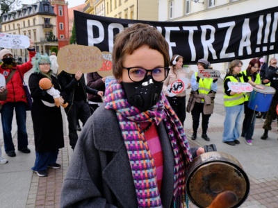 „Nie da się otworzyć okna”. Uzdrowisko dusi się smogiem