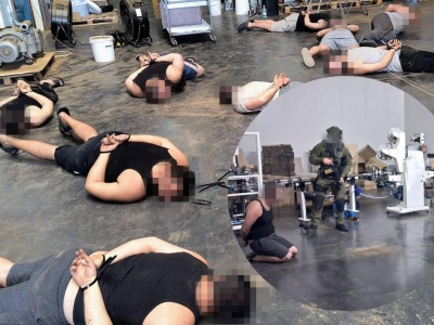 Podkarpacki Oddział SG i CBŚP rozbili nielegalną fabrykę papierosów. 28 mln zł zabezpieczonego towaru