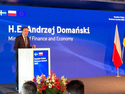 Po 10 miesiącach 227 mld zł deficytu! Brakuje ponad 50 mld