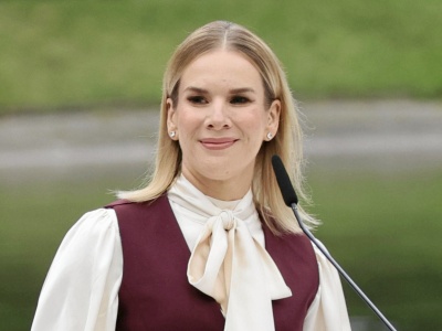 Marta Nawrocka pokazała się w sukience, teraz ją oddaje. Miała ważny powód