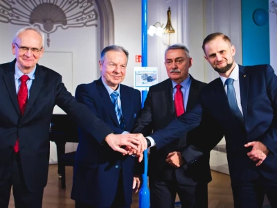 Jubileusz 80-lecia Miejskiego Przedsiębiorstwa Komunikacyjnego w Legnicy (FOTO)