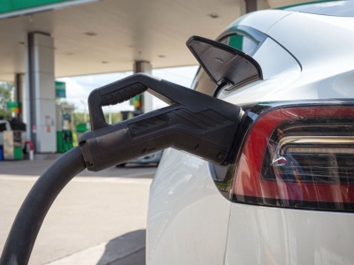 Tego się właściciele elektryków nie spodziewali. Kradną im kluczowy sprzęt