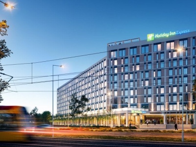Wielki wieszak reklamowy przy Sobieskiego ożyje. Powstanie hotel Holiday Inn Express