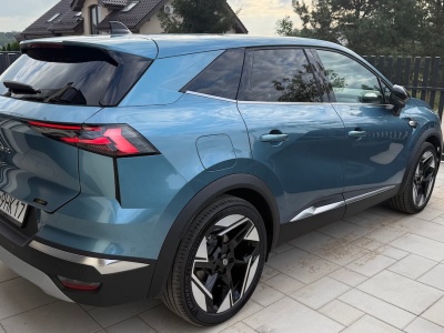 Renault zamierza odciągnąć klientów od chińskich salonów SUV-em z silnikiem 1.8 i spalaniem 4,3 l za 122 900 zł