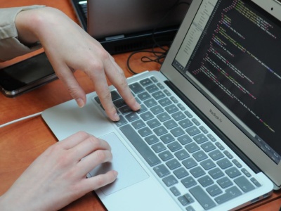 Pół miliona zł w puli. Nietypowy konkurs Ministerstwa Cyfryzacji. 