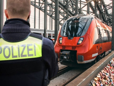 Niemcy: 40-letni Polak obnażył się w pociągu przed młodą kobietą. Policja nie miała dla niego litości
