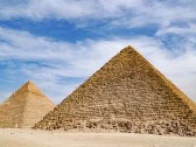 Naukowcy odkryli tajemnicze anomalie w piramidzie z Gizy. Czym są?