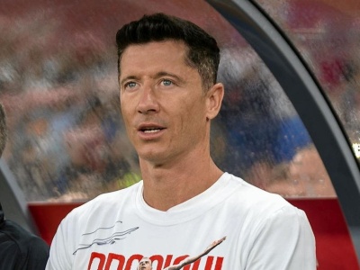 Złe wieści dla Lewandowskiego. Polakowi kończy się kontrakt, już podjęli decyzję