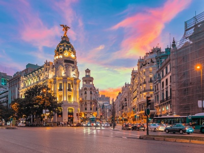 🔥 Weekend w Madrycie za 779 PLN ✈️🇪🇸 Loty w świetnych godzinach + hotel w centrum! 💥