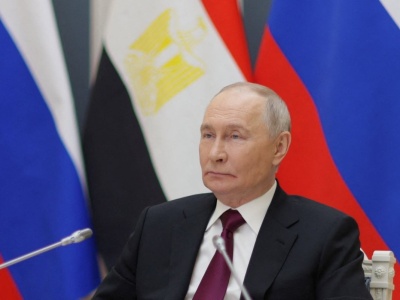 Rosjanie usunęli płaskorzeźby polskich odznaczeń wojskowych w Katyniu. Miały być 