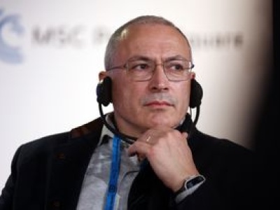 Rosja wpisuje Chodorkowskiego na listę 