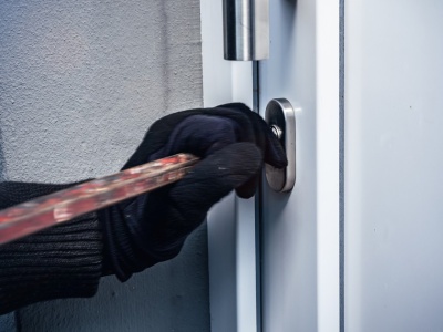 Plaga bezczelnych kradzieży w domach klasy średniej. 