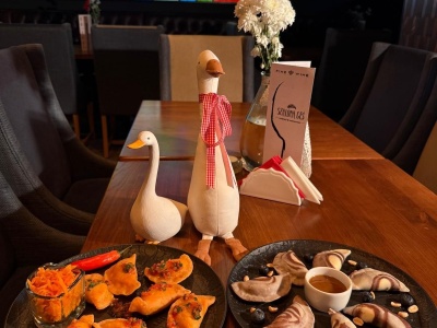 Zapraszamy na pierogi i firmowe wigilie do Szalonej Gęsi