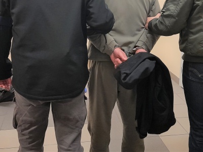 19 zatrzymanych w 48 godzin. Jeden ukrywał się w szafie