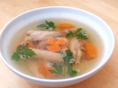 W PRL-u Polacy się nią zajadali na każdej imprezie. Nikt nie myślał, jak wpływa na organizm