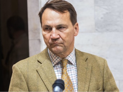 Sikorski w amoku. Chipsy pod klauzulą, suwerenność na sprzedaż