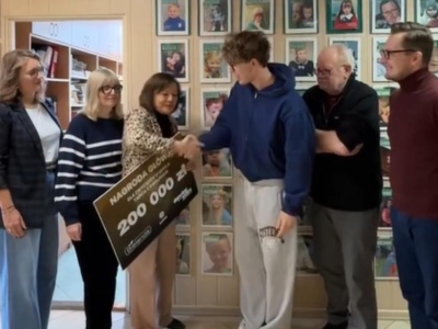 Bagi oddał 200 tys. zł. Tak jak obiecał, dostało je warszawskie stowarzyszenie wspierające osoby z Zespołem Downa