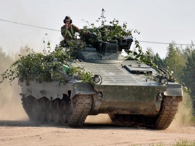 Kraj z końca świata wyśle potężne pojazdy bojowe na Ukrainę