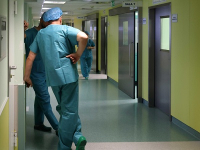 Kominy płacowe u chirurgów. 