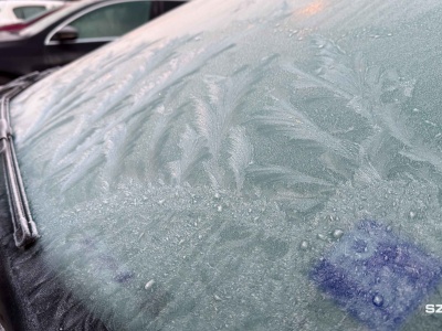 Przymroziło. Utrudnienia na drogach regionu