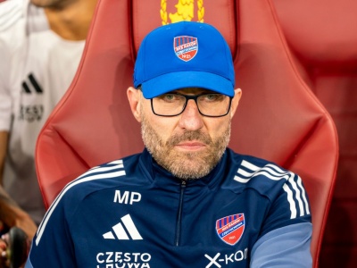 Legia nie będzie miała łatwo o Papszuna. „Źle by było…”