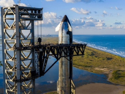 SpaceX musi nadgonić tempo. Konkurencja ambitnie rzuca wyzwanie