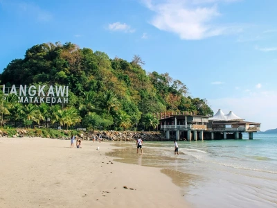 Horror na wakacyjnej wyspie. 2-latek zmarł po kąpieli w morzu