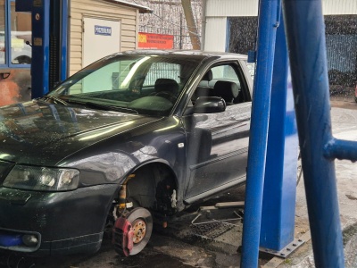 Pierwszy śnieg i stary problem. Wulkanizacje w Krakowie oblężone