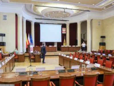 Wniosek trafił na stół. Radni chcą pozbawić radzieckiego generała tytułu