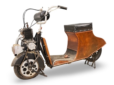 Autoglider: brytyjski skuter sprzed ponad 100 lat z nadwoziem ze sklejki i napędem na przednie koło