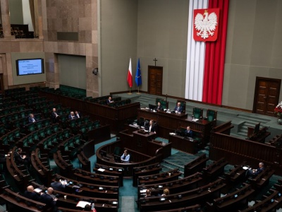 Rząd bierze się za ochronę Polaków w sieci. Jest nowa ustawa