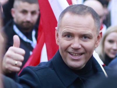 Sondaż: aż 58% badanych widzi w prezydencie Nawrockim lidera całej polskiej prawicy