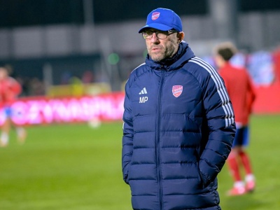 Ujawnił klauzulę w kontrakcie Papszuna. 