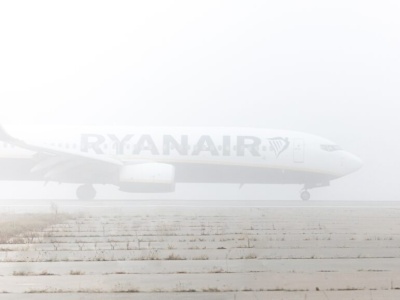 TOP 5 najbardziej mglistych lotnisk w Europie: Gatwick i Balice w czołówce?