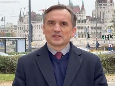 Ziobro uderza w Tuska: „Jego ekipa działa prosto z Budapesztu”