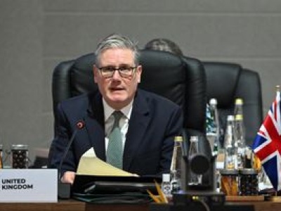 Starmer żąda śledztwa. W tle polityczne powiązania z Rosją jednej z partii