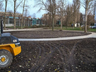 W dzielnicy Wrzosowiak powstaje nowy skwer dla mieszkańców