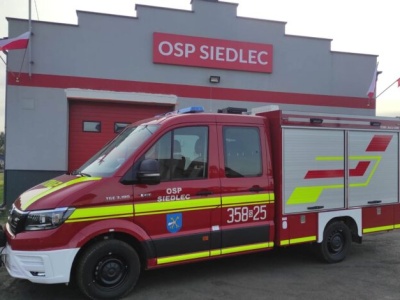 OSP Siedlec z nowym samochodem ratowniczo-gaśniczym