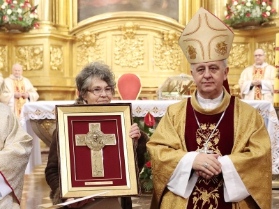 Biskup kielecki wręczy medale „Pro Christo Rege et Ecclesia” osobom angażującym się na rzecz Kościoła