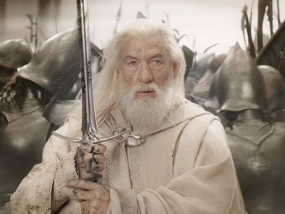 Dlaczego Gandalf otrzymał Pierścień Władzy, a nie Saruman? Niezwykła decyzja elfów
