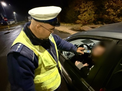 Setki tysięcy kontroli, tysiące zajętych aut. Nowe przepisy nie zatrzymały nietrzeźwych kierowców